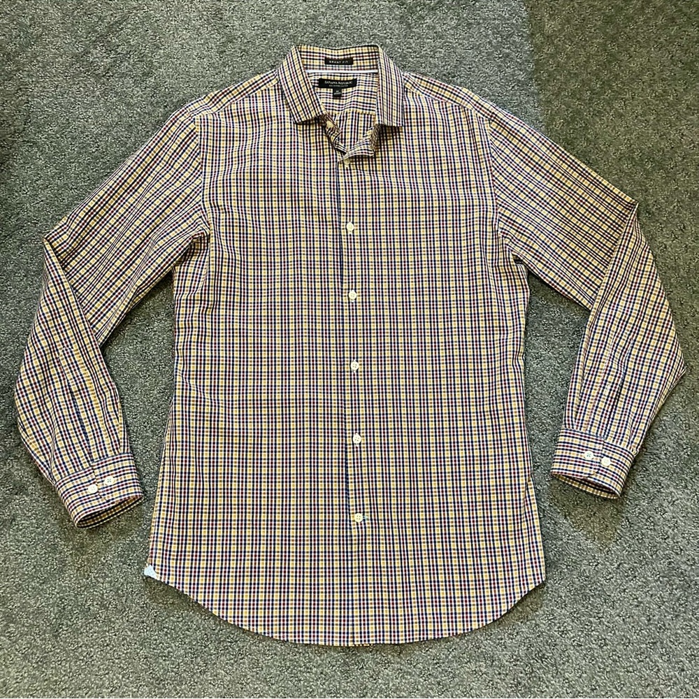 Banana Republic Men's Multicolor (Maroon, Navy and Gold) Plaid Button-Down Shirt